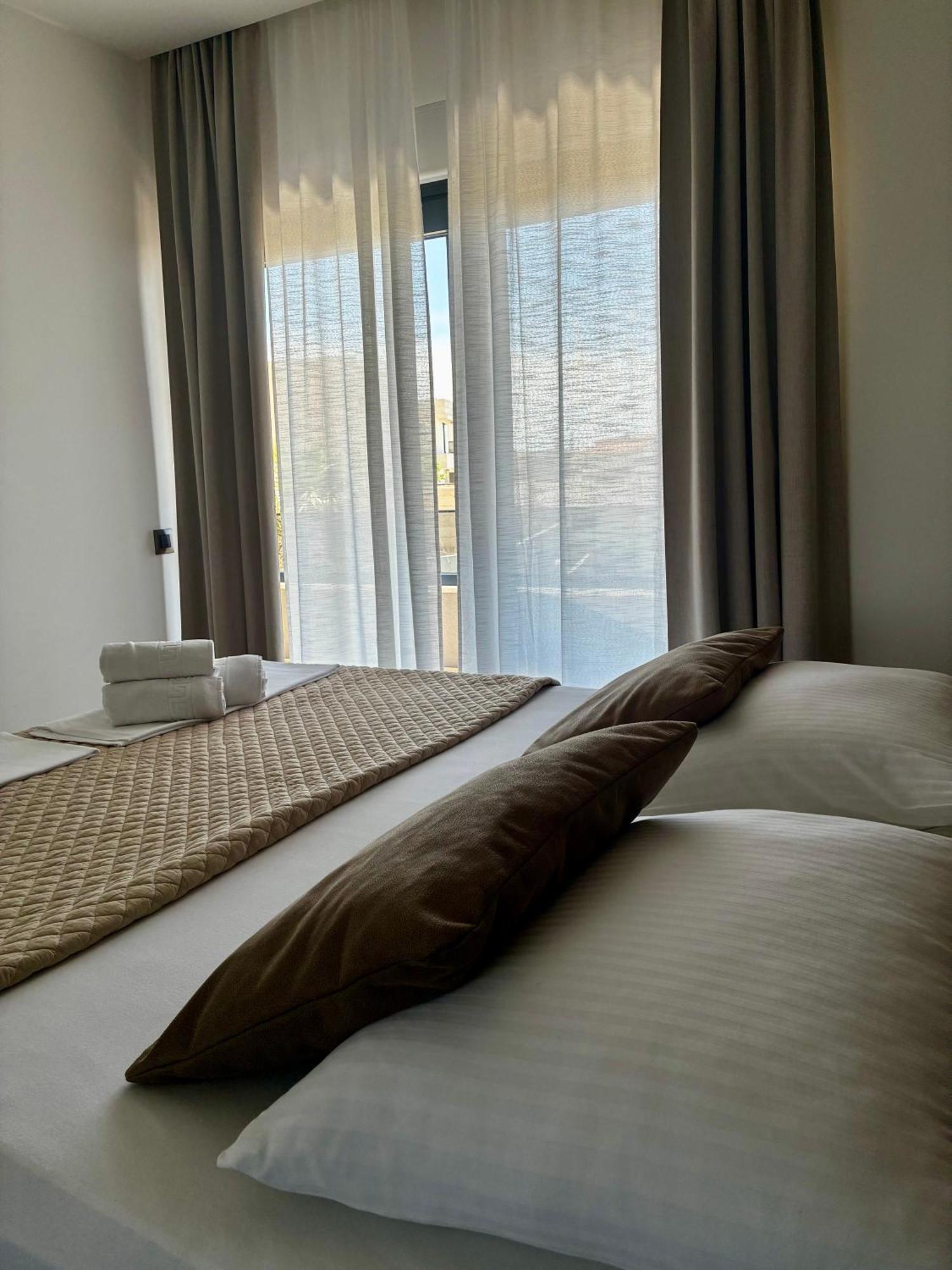 Villa 5 Makarska Bagian luar foto